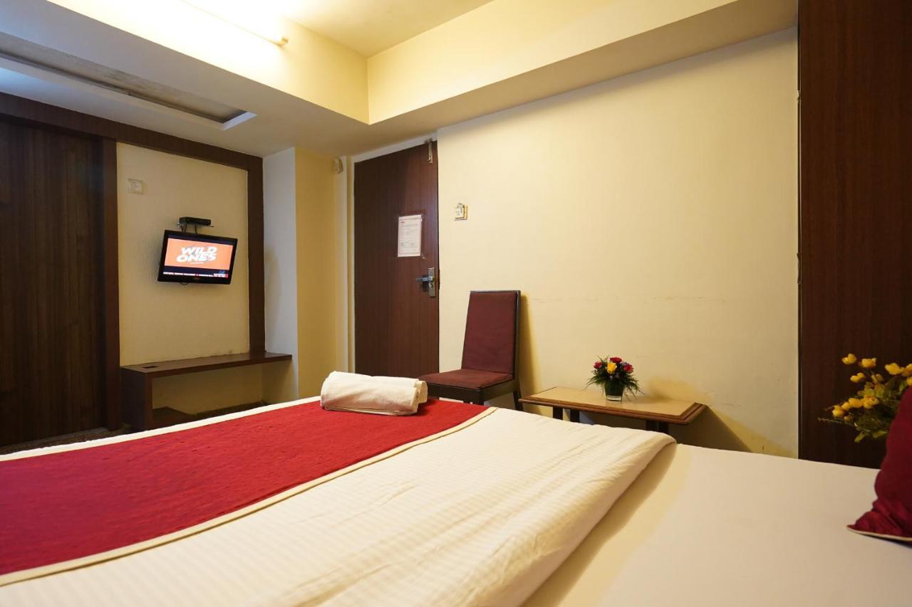 Hotel J K Regency Mumbai Exterior foto