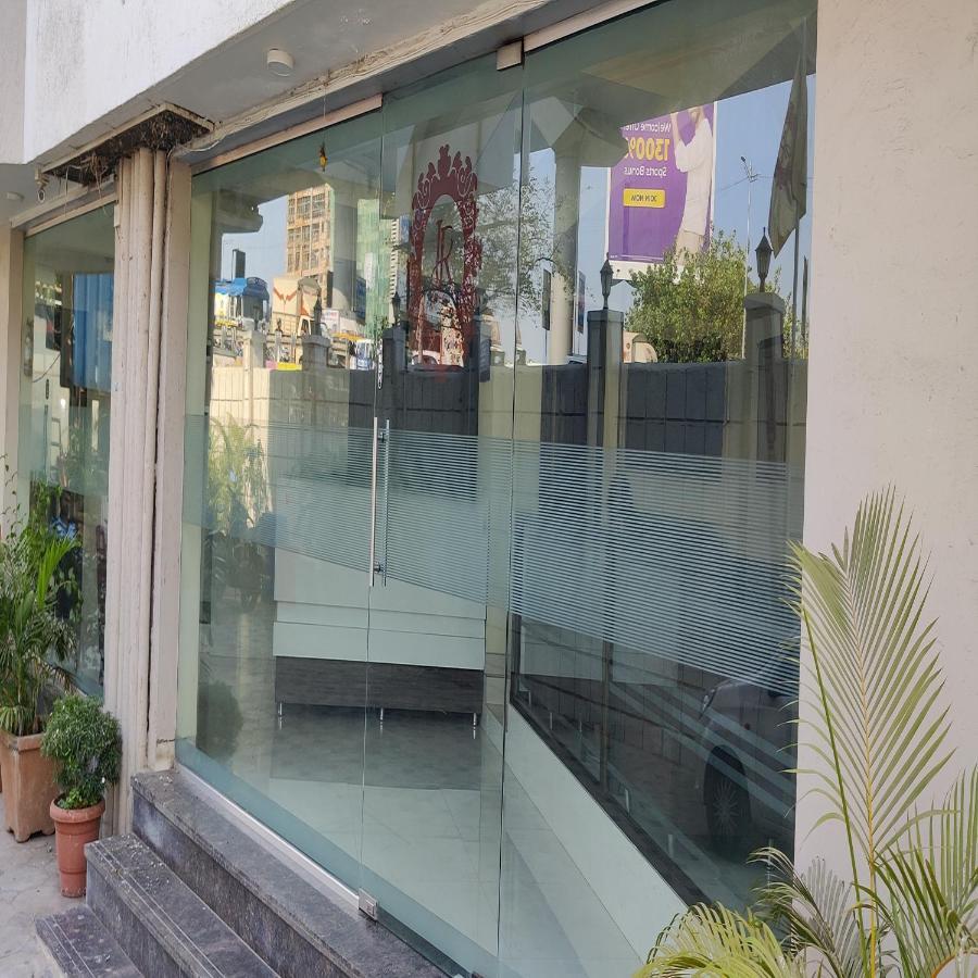 Hotel J K Regency Mumbai Exterior foto