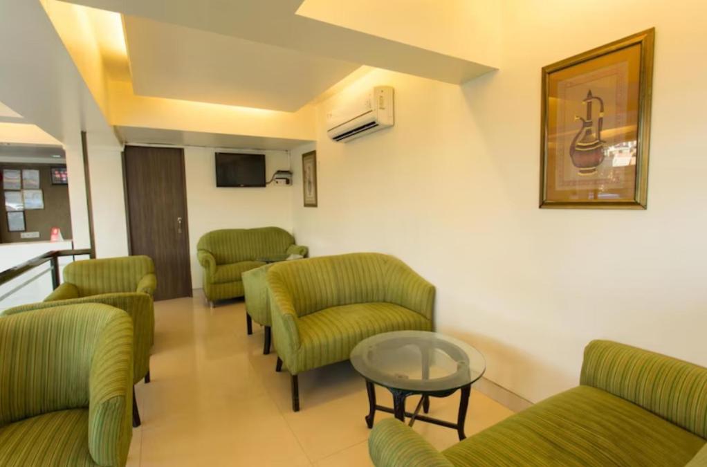 Hotel J K Regency Mumbai Exterior foto